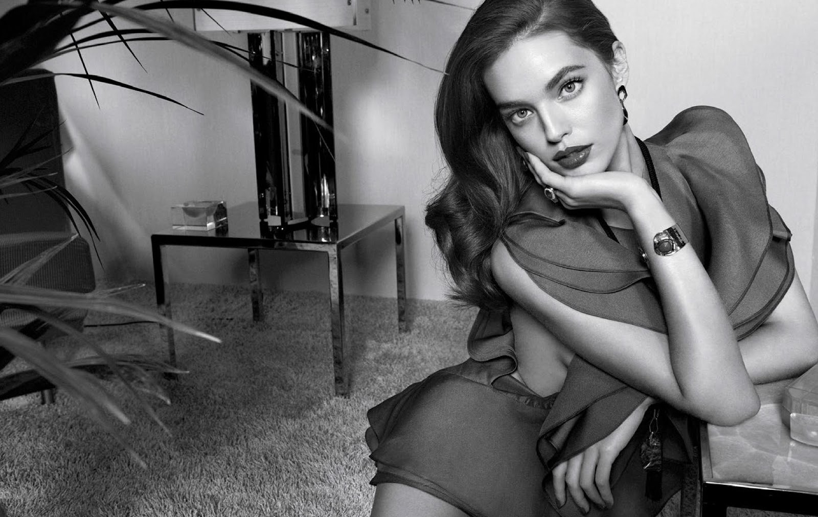 Smartologie: Emily DiDonato for Vogue Spain July 2013