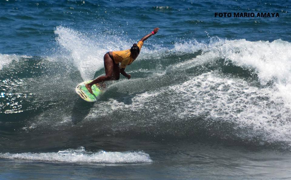 Federación Salvadoreña de Surf FESASURF: CONVIVIO FEMENINO DE SURF - LA  HERRADURA, PLAYA LAS FLORES