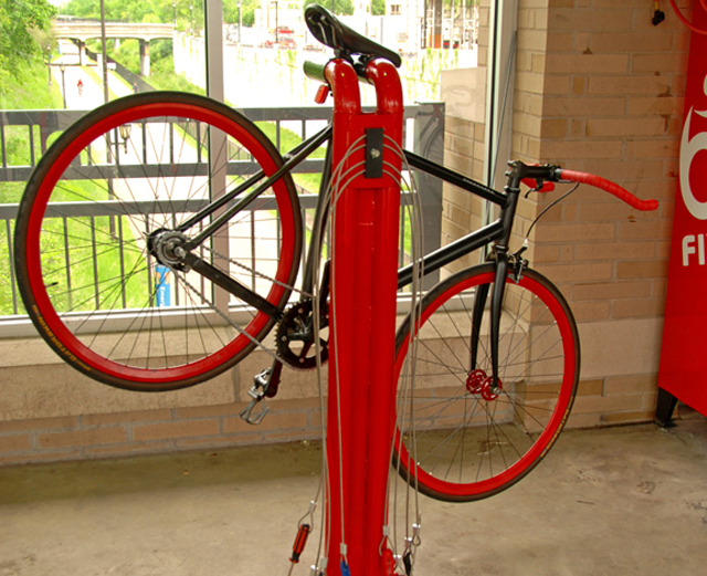 Bike Fixation: você mesmo arruma a sua bicicleta