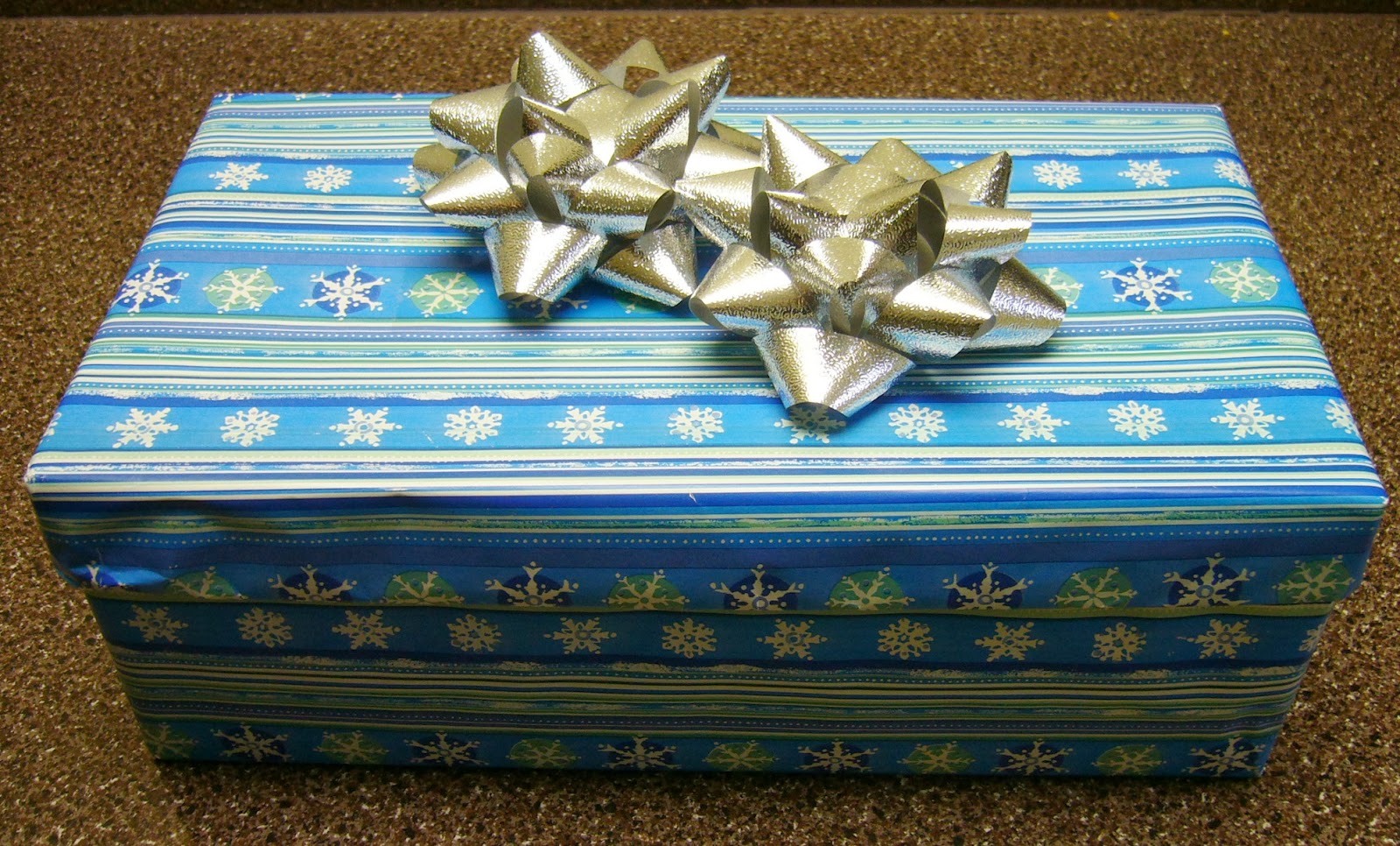 Simply Shoeboxes Upcycling Christmas for Operation Christmas Child