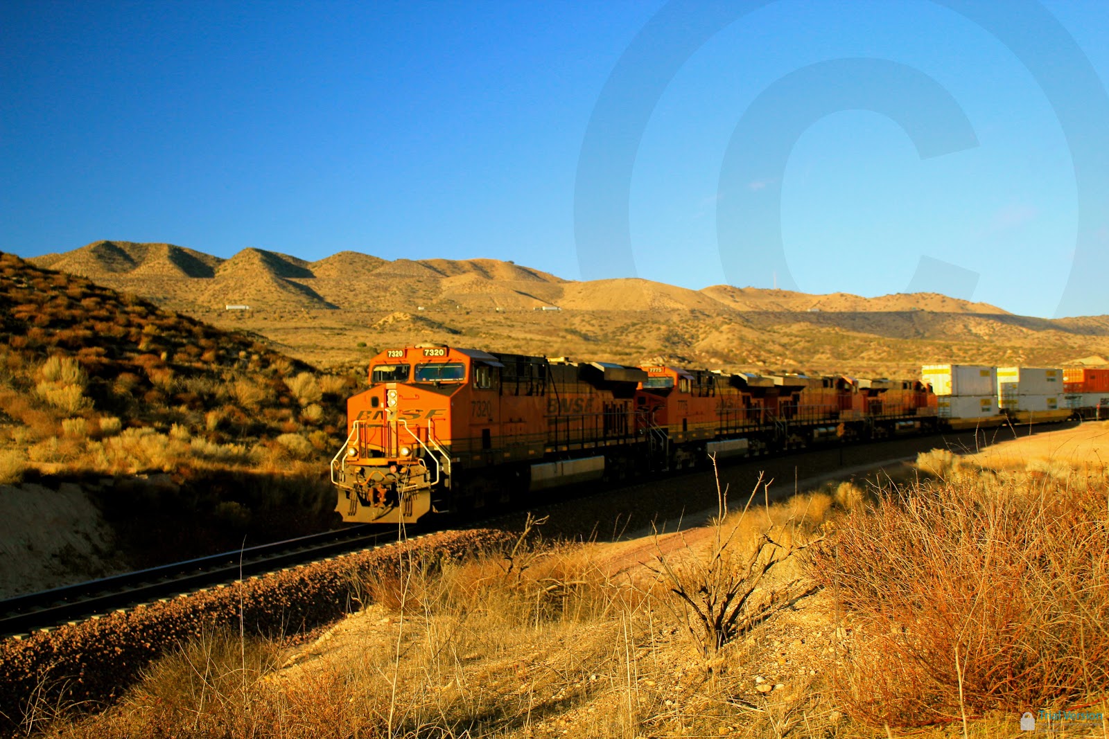 Railroad Photography in The Cajon Pass Hill 582