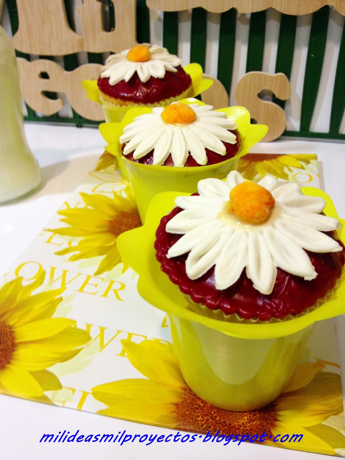 CUPCAKES MARGARITAS PARA MARGARITA Mil ideas mil proyectos