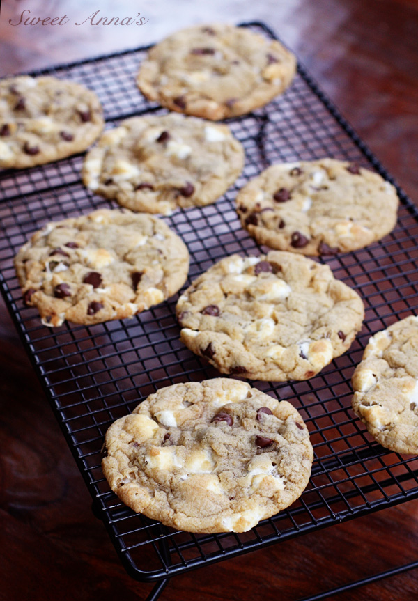 gooey marshmallow chocolate chip cookies Sweet Anna's