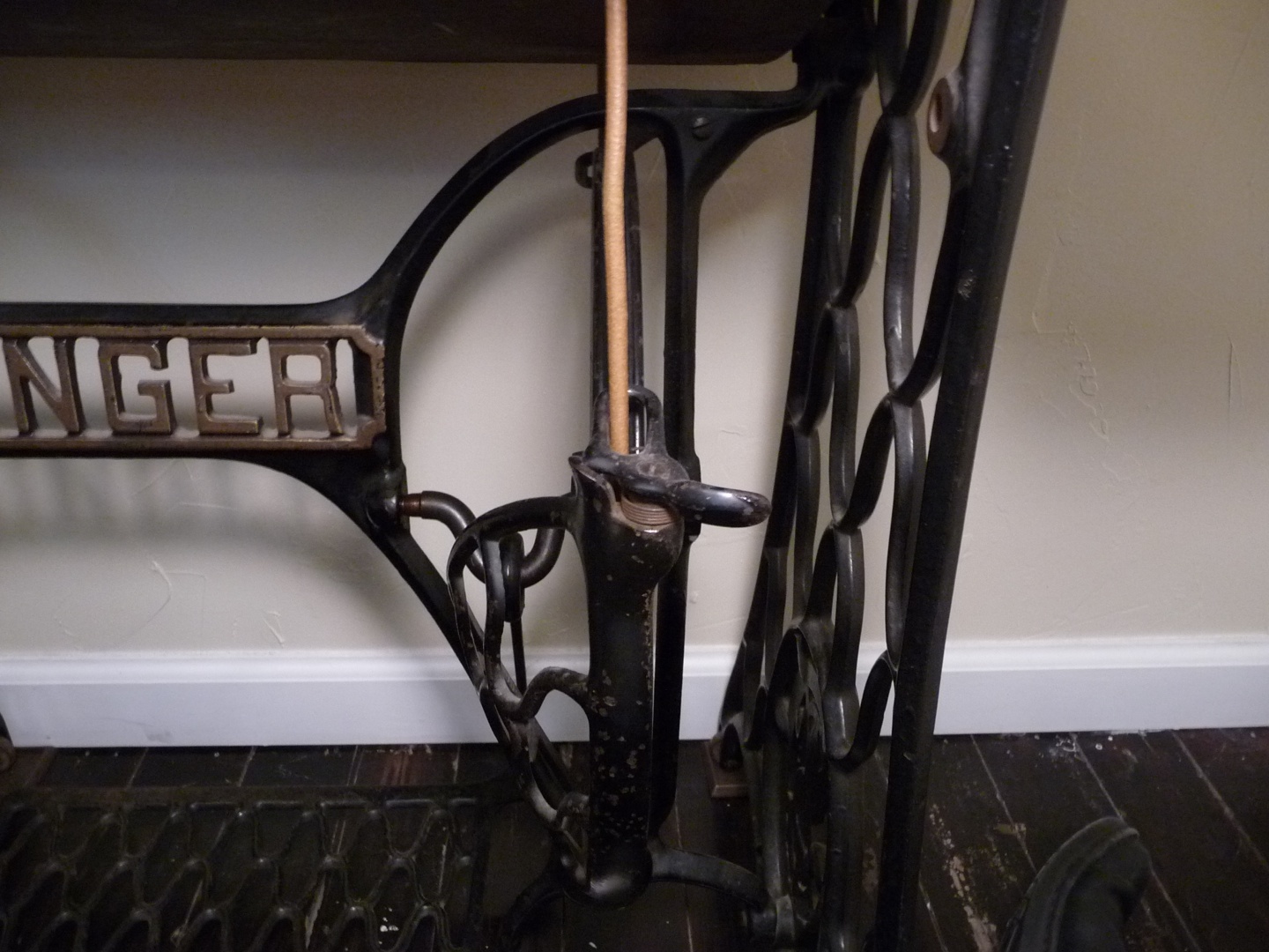 Quilting on the Crescent Tips for Happy Treadling