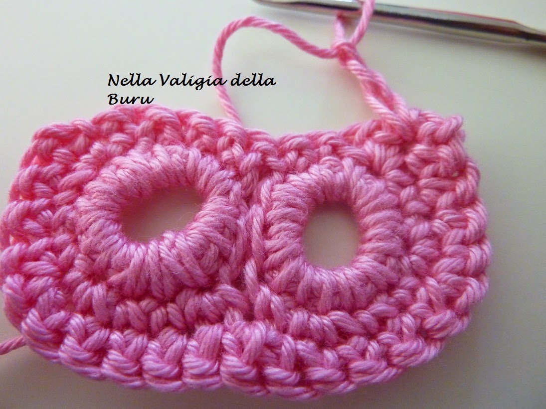 Hobby lavori femminili ricamo uncinetto maglia Hobby uncinetto