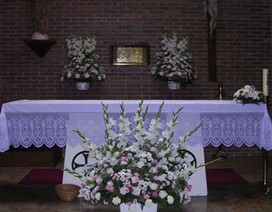 Flores Zaragoza altar iglesia boda