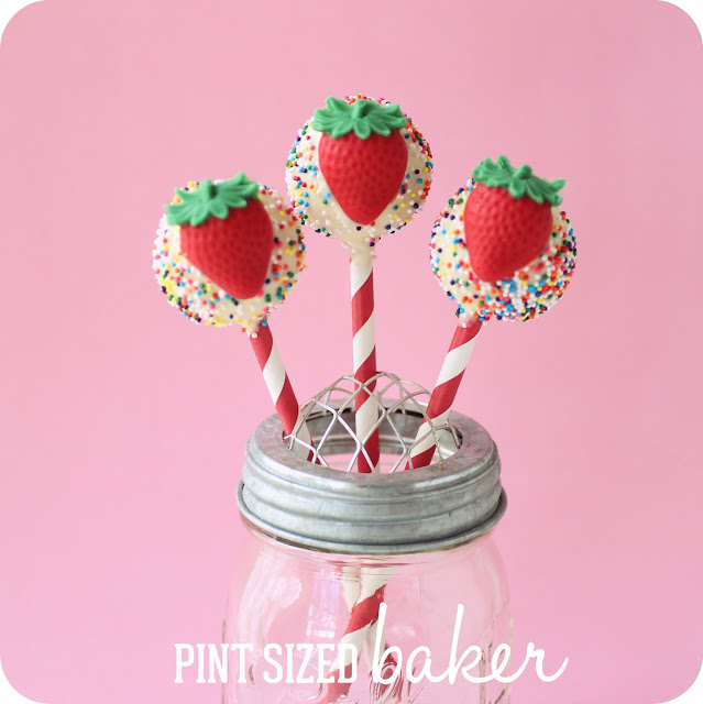 Strawberry Cake Pops with a Mold 5 PS+Strawberry+Mold+Cake+pops+(11)