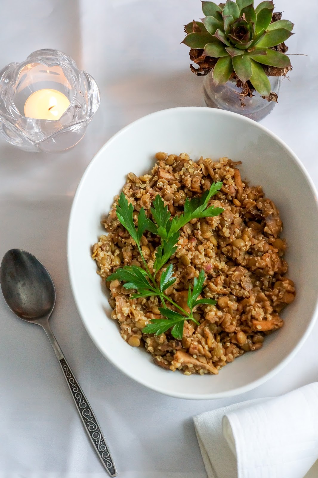 Quinoa salad with lentils and roasted mushrooms Tera Solara