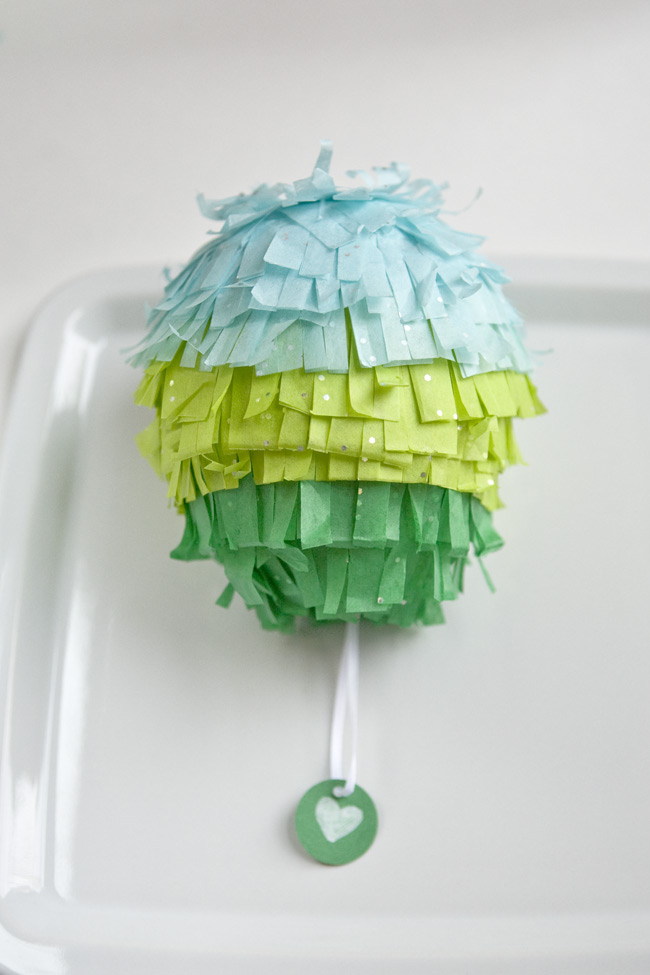 diy pinata juneberry tutorial tuesday diy mini pi 241 atas for a cinco de mayo time diy pinata juneberry tutorial tuesday diy mini pi 241 atas for a cinco de mayo time
