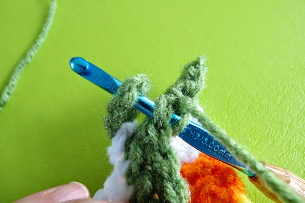 Sweet Bee Buzzings Crochet Tutorial Interlocking Loops