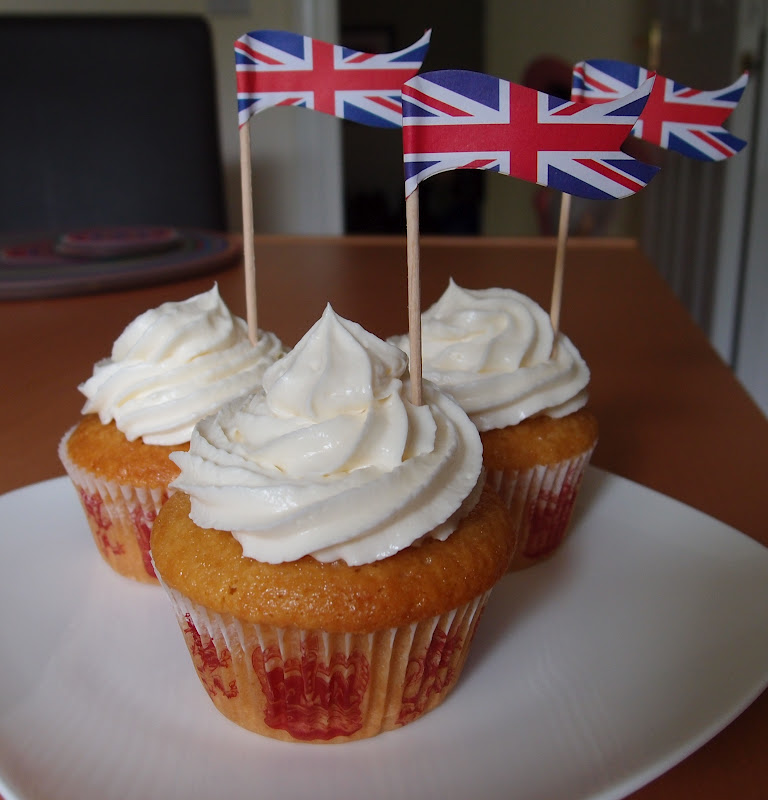 The Caked Crusader Golden syrup cupcakes with vanilla cream cheese