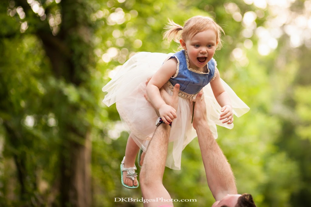 IMAGE: http://4.bp.blogspot.com/-F1HBFP0w6p4/U8VLOgPOhDI/AAAAAAAAPm4/h_FRA5p1_To/s1600/Parker+(50+of+67).jpg