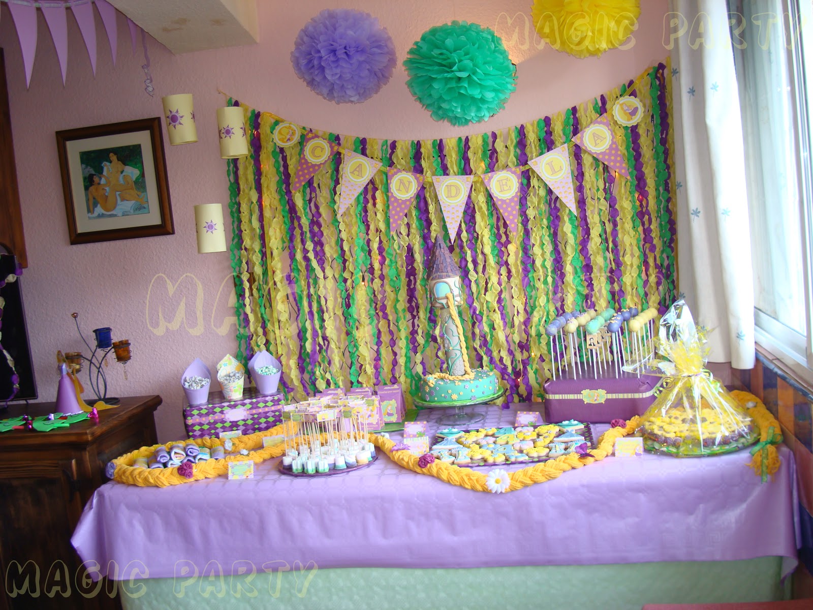 Decoracion Rapunzel Disney ~ Toda la decoraci?n de la fiesta era en tonos amarillo, verde y malva Decoracion Rapunzel Disney ~ Toda la decoraci?n de la fiesta era en tonos amarillo, verde y malva