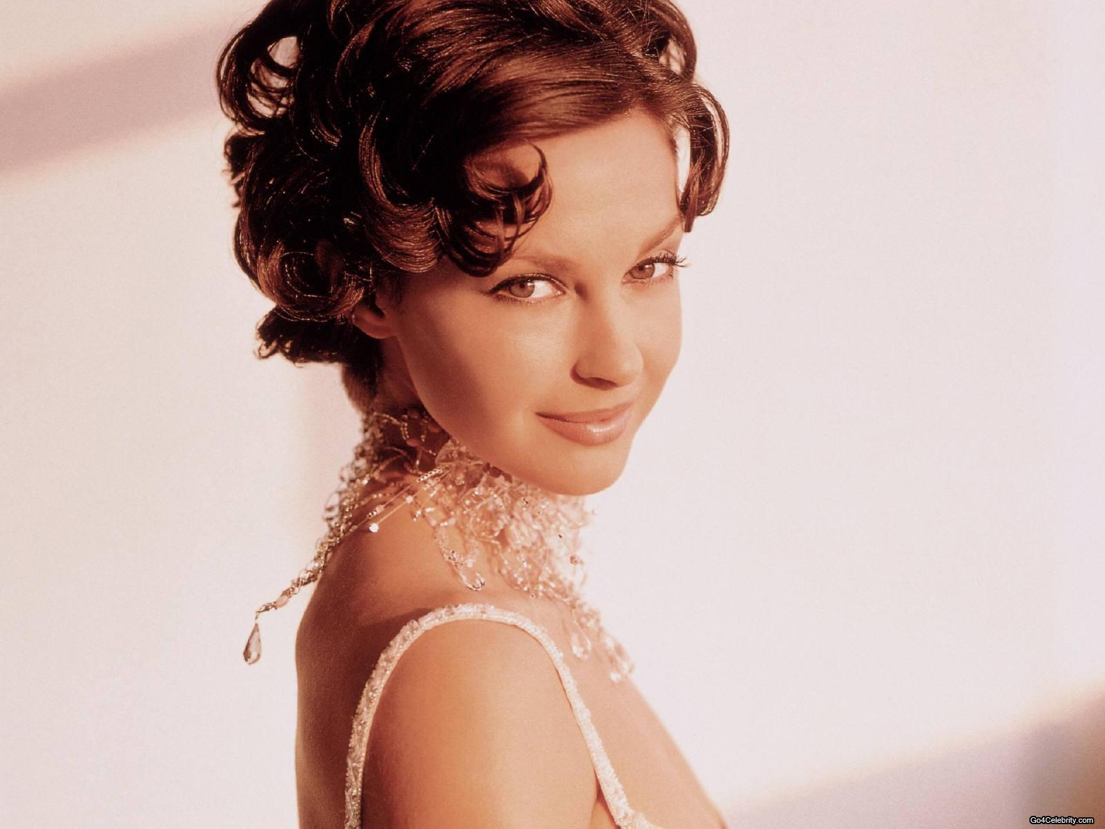technology interior: Ashley judd - Flapper Hairstyles For Long Hair technology interior: Ashley judd - Flapper Hairstyles For Long Hair
