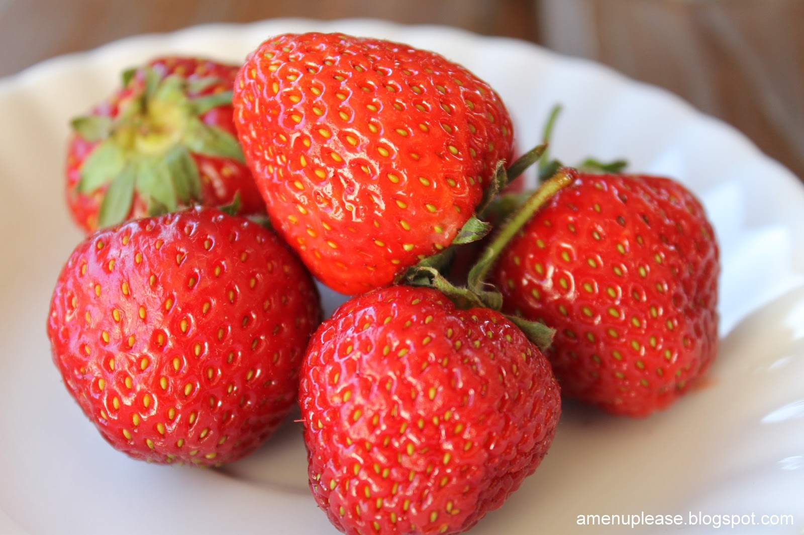 A menu please!: Drinki z truskawkami