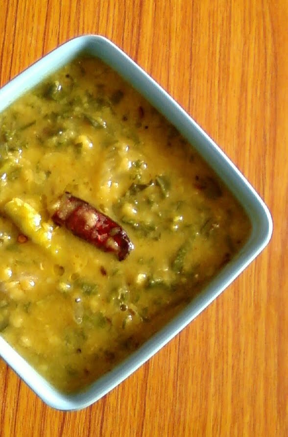 Palakoora Mamidikaya Pappu Spinach and Mango Dal Blend with Spices