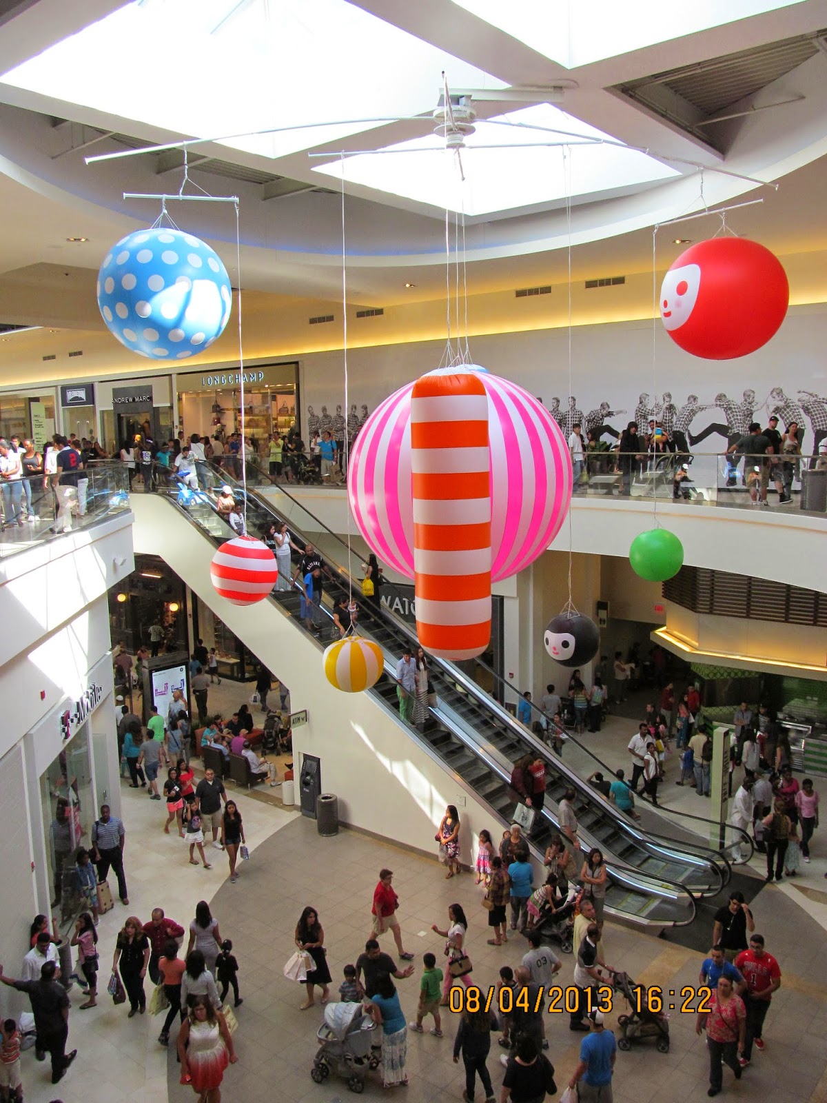 Chicago Premium Outlets: A Local'S Guide To The Best Kept Secrets - brplxfj