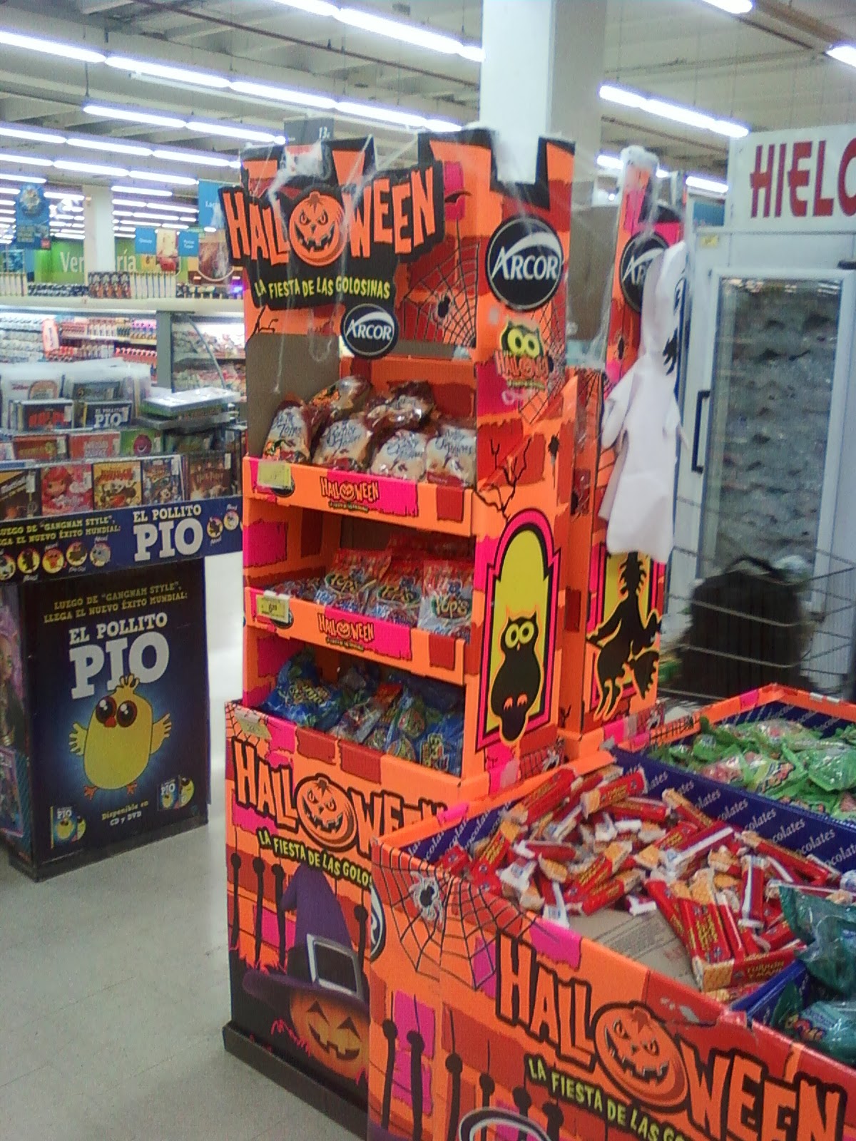 Gay American In Argentina Halloween in Argentina