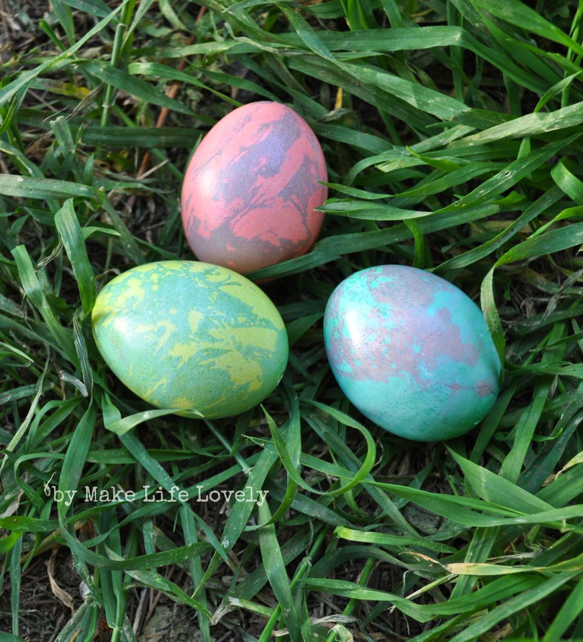 Easy Marbled Easter Eggs Tutorial Make Life Lovely