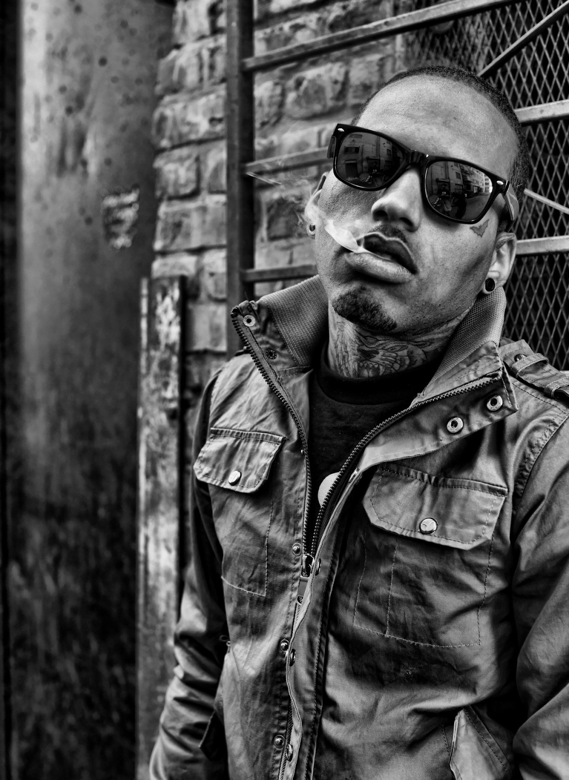 MY SHIT RULES Kid Ink Hold It In The Air