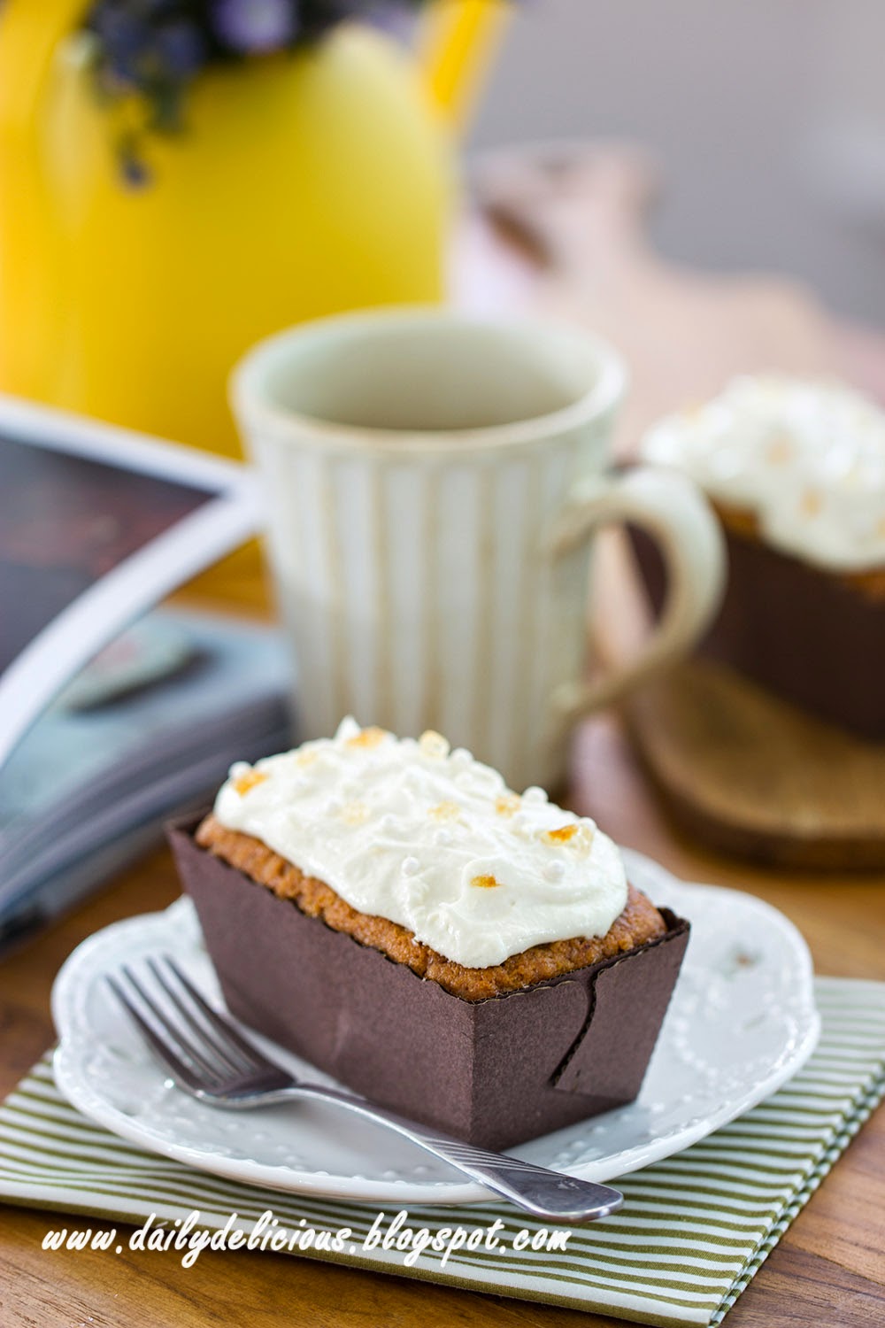 dailydelicious Chamomile tea and Honey cake