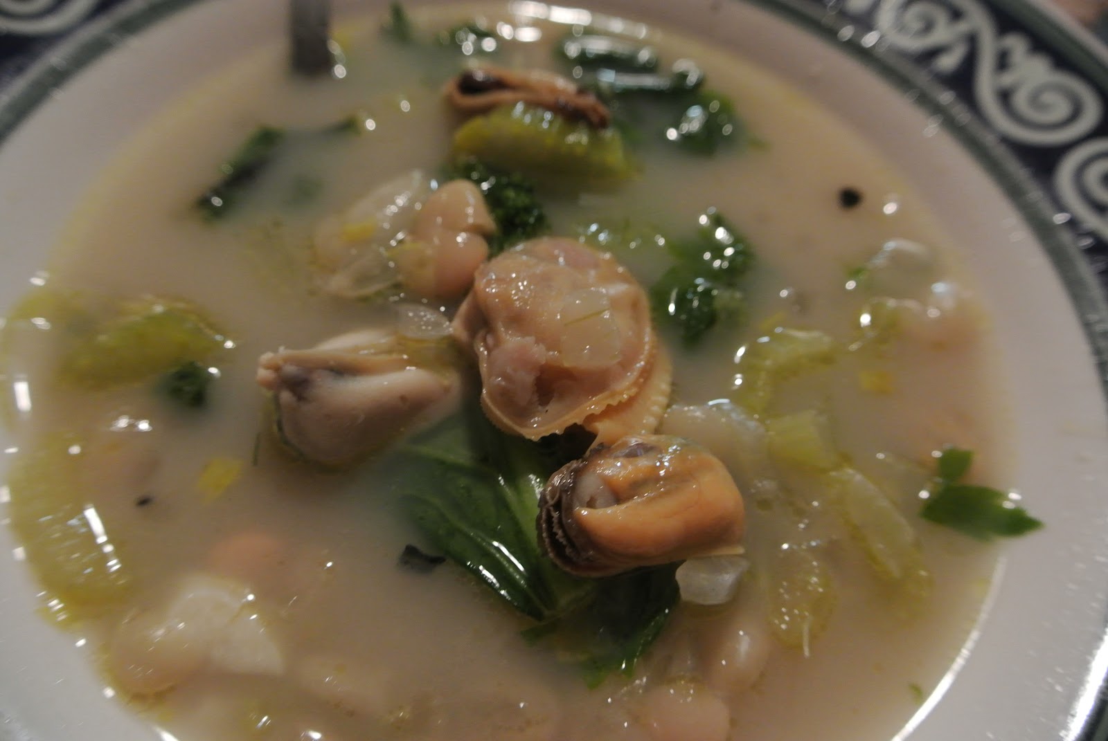 Divvy Up Dining Kath's Amazing Clam and Mussel Chowder