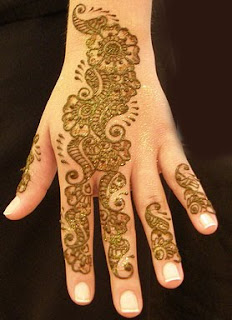 Pakistani Mehndi Designs
