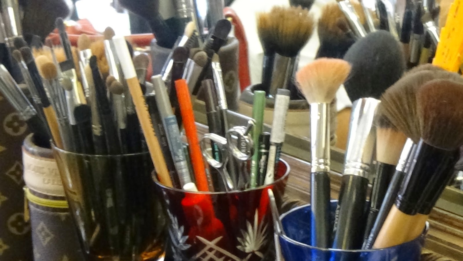 Cabelo e maquiagem por Orange Beauty Studio
