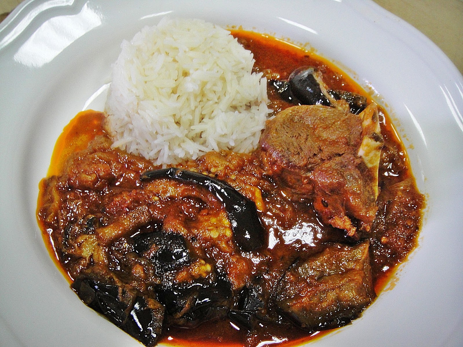 Maryam's Culinary Wonders 395. Aubergine Stew