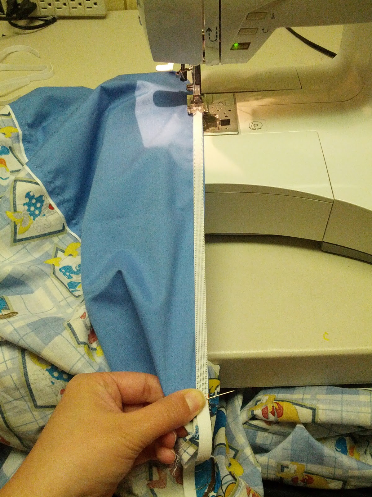 MadFoamingCat's Fumbled Creations How to Make Twin Fitted Sheets