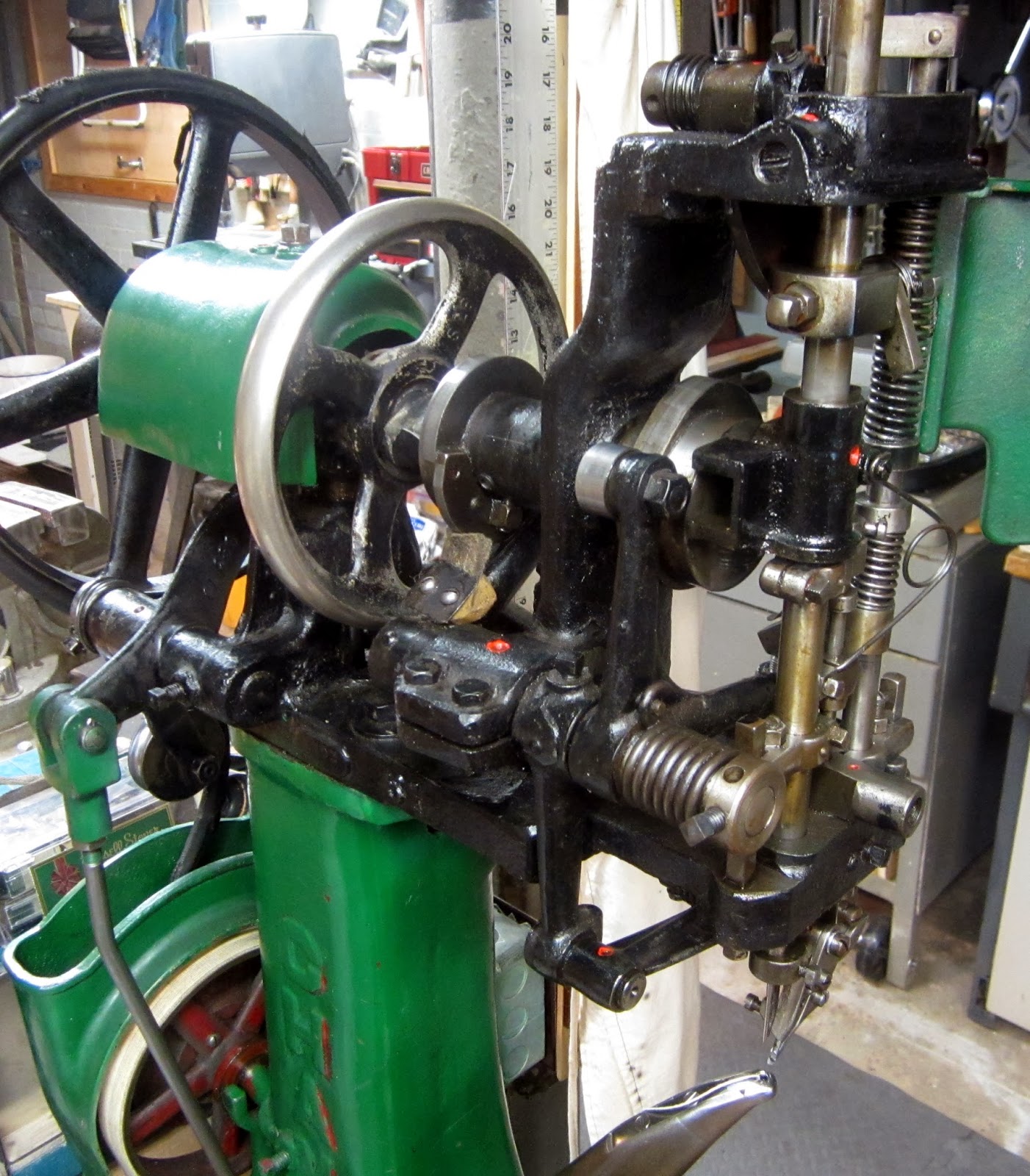 MI Vintage Sewing Machines: McKay Champion 77 Stitcher (19??)