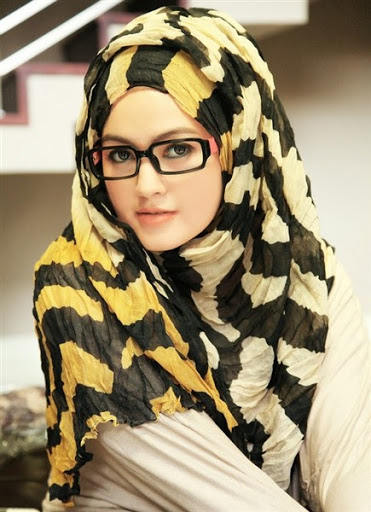 model hijab remaja terbaru desain simple, elegan, modis, casual dan modern terbaru model hijab remaja terbaru desain simple, elegan, modis, casual dan modern terbaru