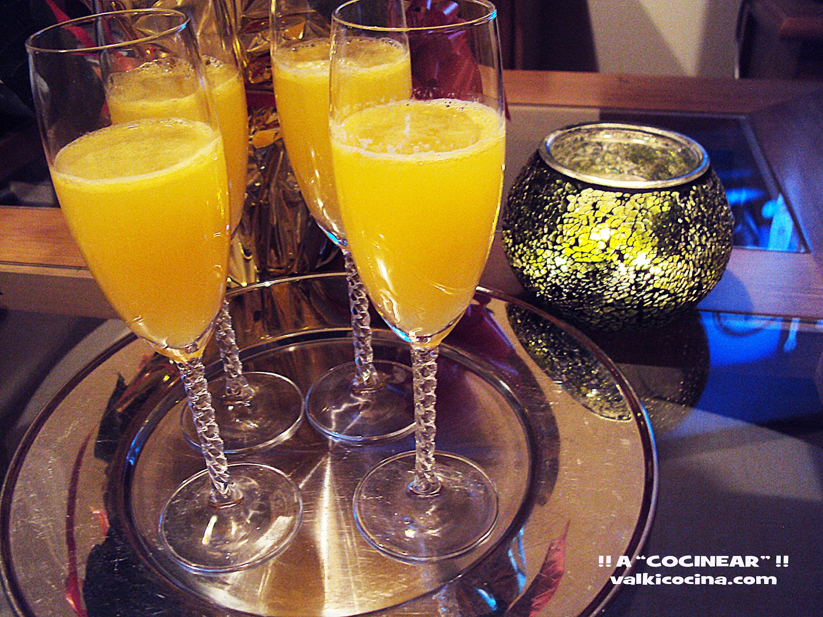 champagne y jugo de naranja