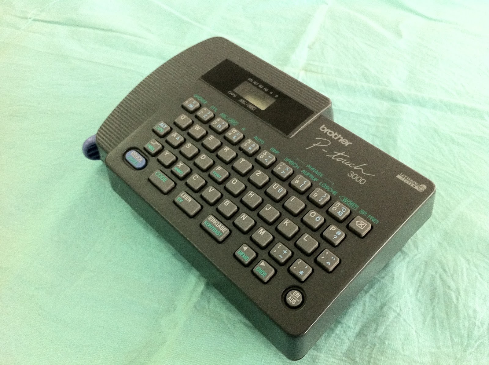 Shayona Electronics: Brother P-Touch 3000 Label Printer