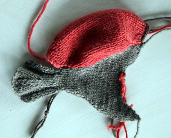 Getting Stitched on the Farm: Spring Robin + Book Giveaway