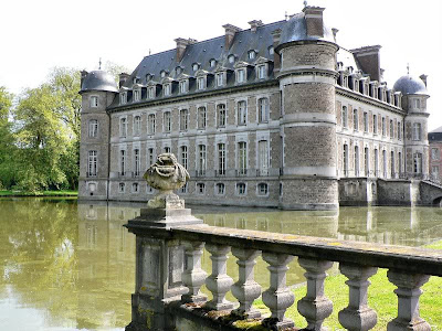 http://4.bp.blogspot.com/-FC3MJs2opWo/TdH-k2x5O2I/AAAAAAACH6g/ZZYaAdM0nJc/s1600/moat-07.jpg http://4.bp.blogspot.com/-FC3MJs2opWo/TdH-k2x5O2I/AAAAAAACH6g/ZZYaAdM0nJc/s1600/moat-07.jpg