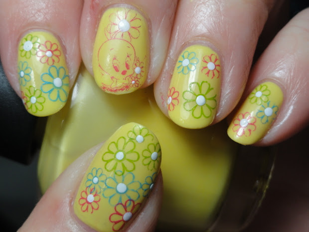canadian nail fanatic tweety bird