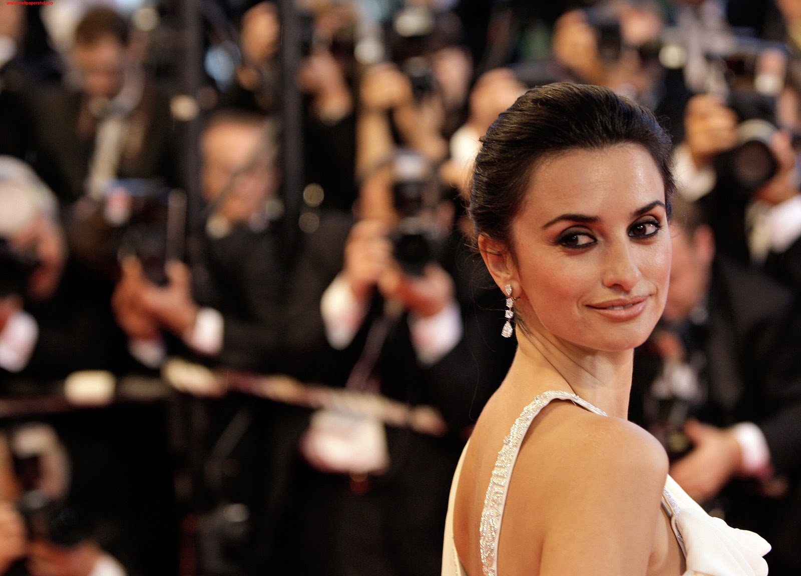 http://4.bp.blogspot.com/-FCH6ynMrjgM/UOB0z0EcpnI/AAAAAAAAV4Y/OPXpMBRSZxE/s1600/Penelope+Cruz+(2).jpg