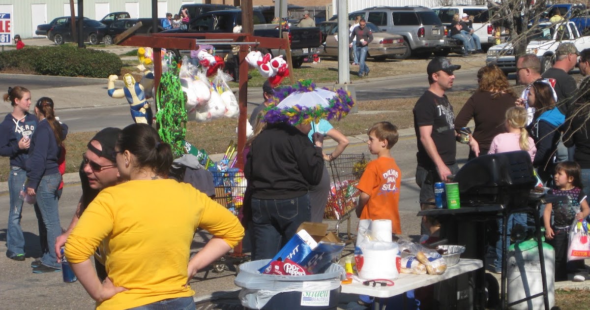 Deckers on the Road Mardi Gras Parade in Slidell, LA