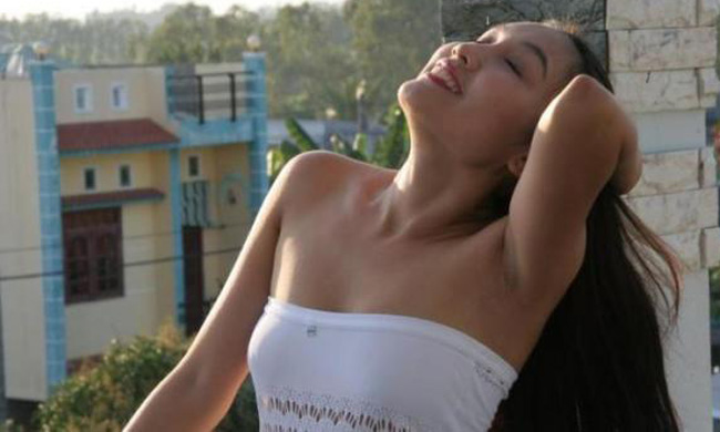 Amateur Model Showing Off Her Wicked Weasel Micro Bikini In Private Shoot Amateur Model Showing Off Her Wicked Weasel Micro Bikini In Private Shoot
