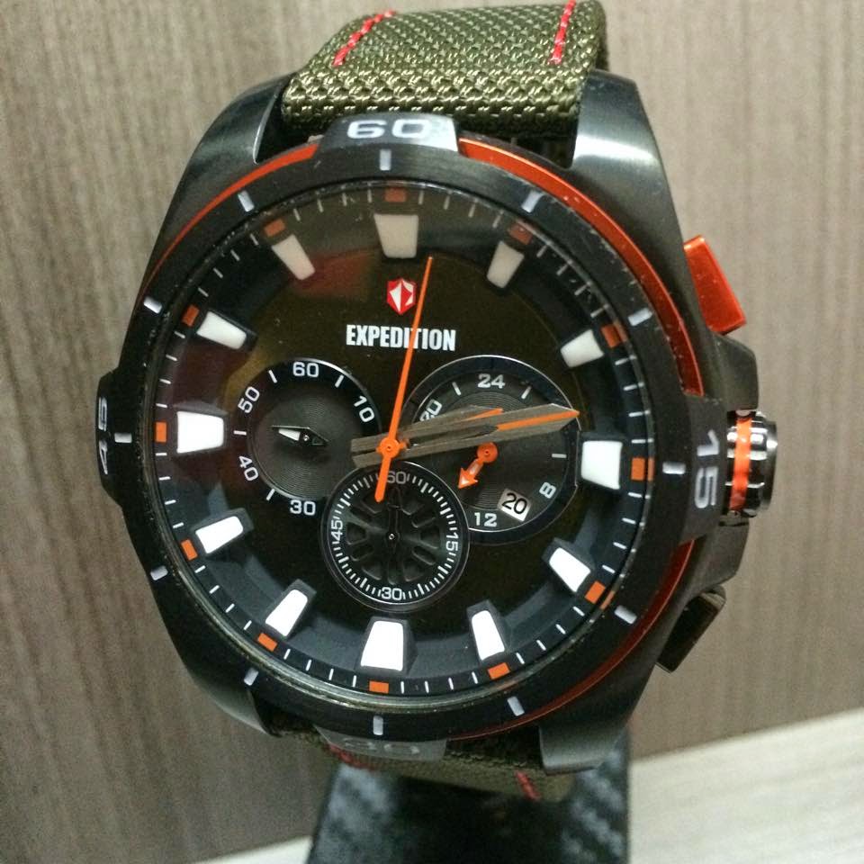 Smartwatch features list picture