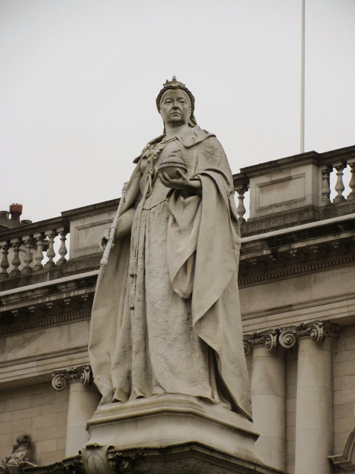 Queen Victoria Statue Queen Victoria scowls down the street of Belfast, Northern Ireland