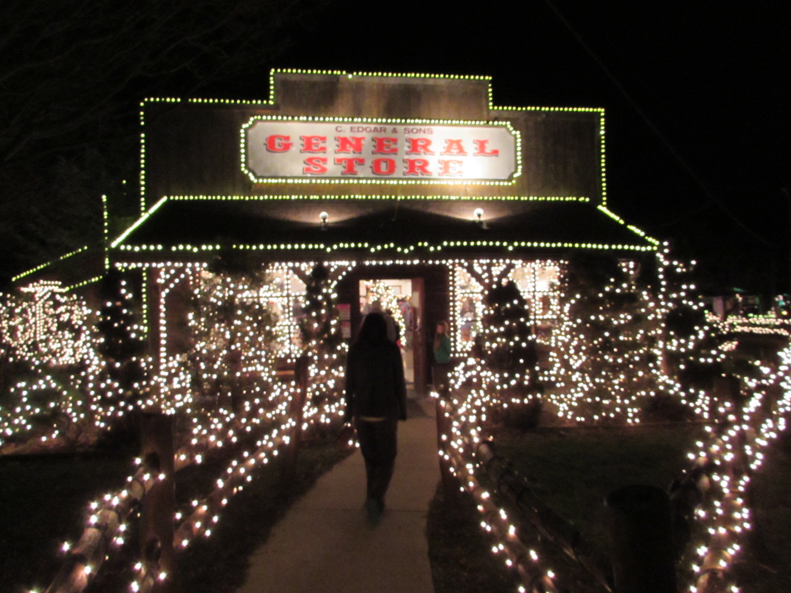 Overly's Country Christmas, Mt. Pleasant, Westmoreland County, PA