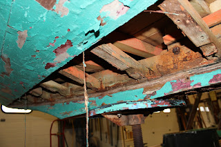 removing garboard planks Wianno Senior Bettawinn