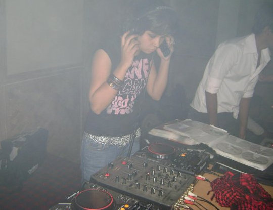 Bangladeshi Female DJ: Farjana dj farjana
