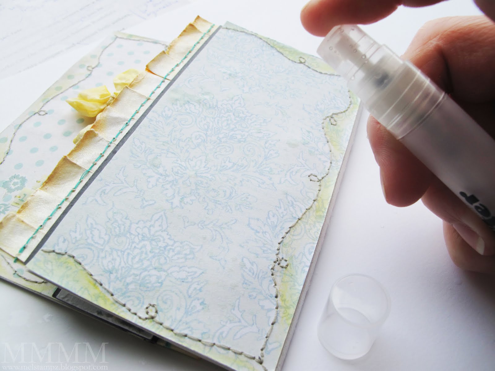 Mel Stampz How to make a refillable notebook from a gatefold card