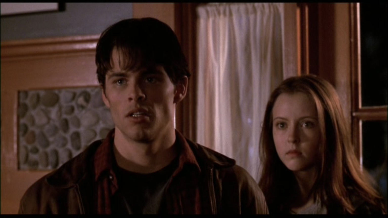 Happyotter DISTURBING BEHAVIOR (1998)