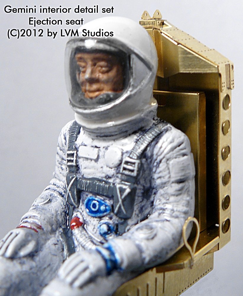 Scale Model News HYPERDETAIL GEMINI SPACE CAPSULE PHOTO