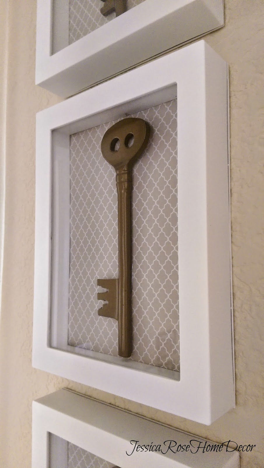 JessicaRose Home Decor HowTo Framed Antique Skeleton Keys