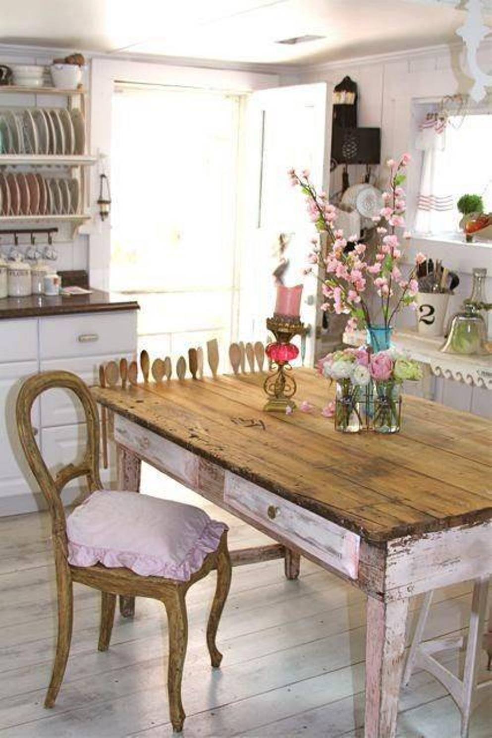 Eye For Design Decorating With Distressed Pink Furniture